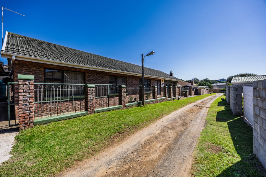 3 Bedroom Property for Sale in Cosy Corner Eastern Cape